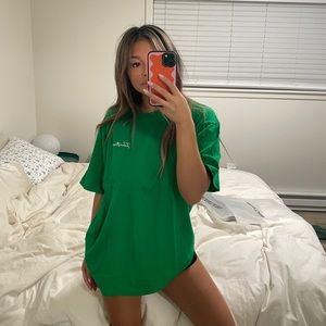 talentless oversized tee